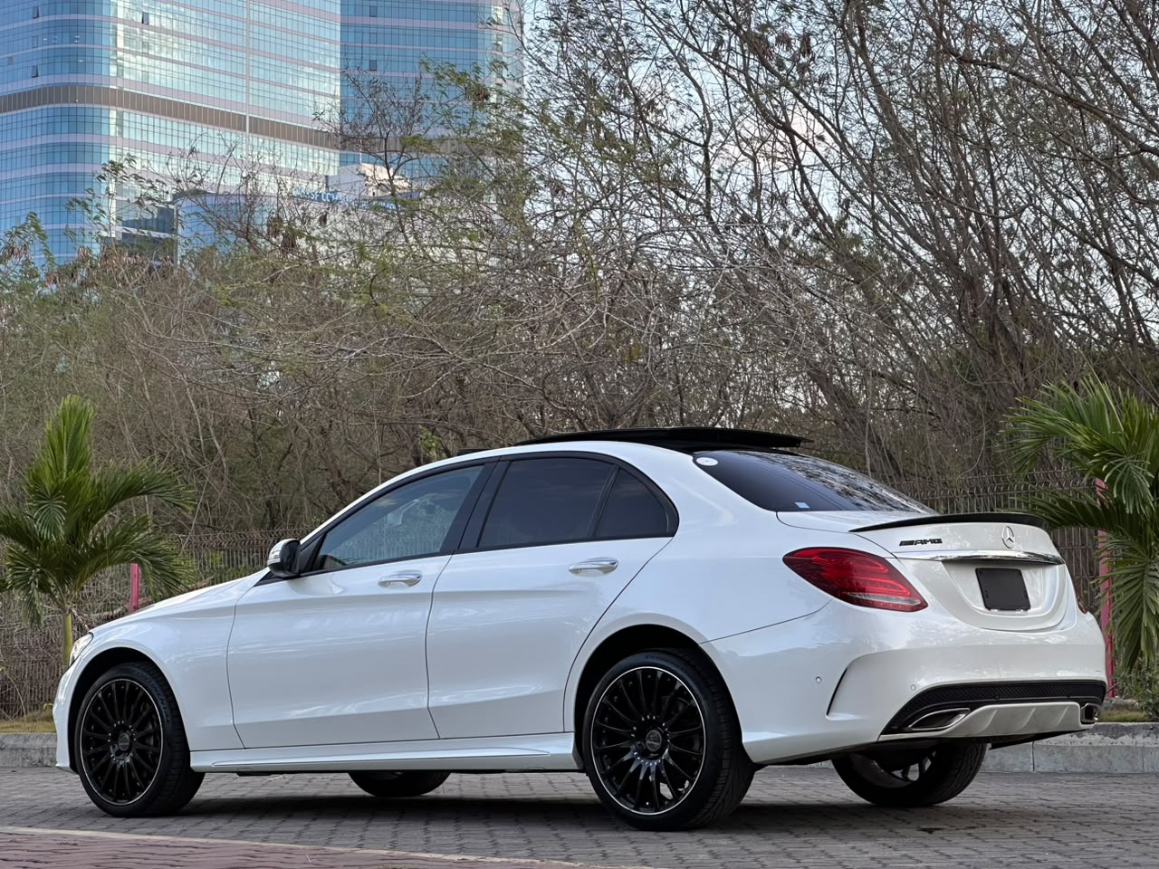 MERCEDES BENZ thumbnail 2